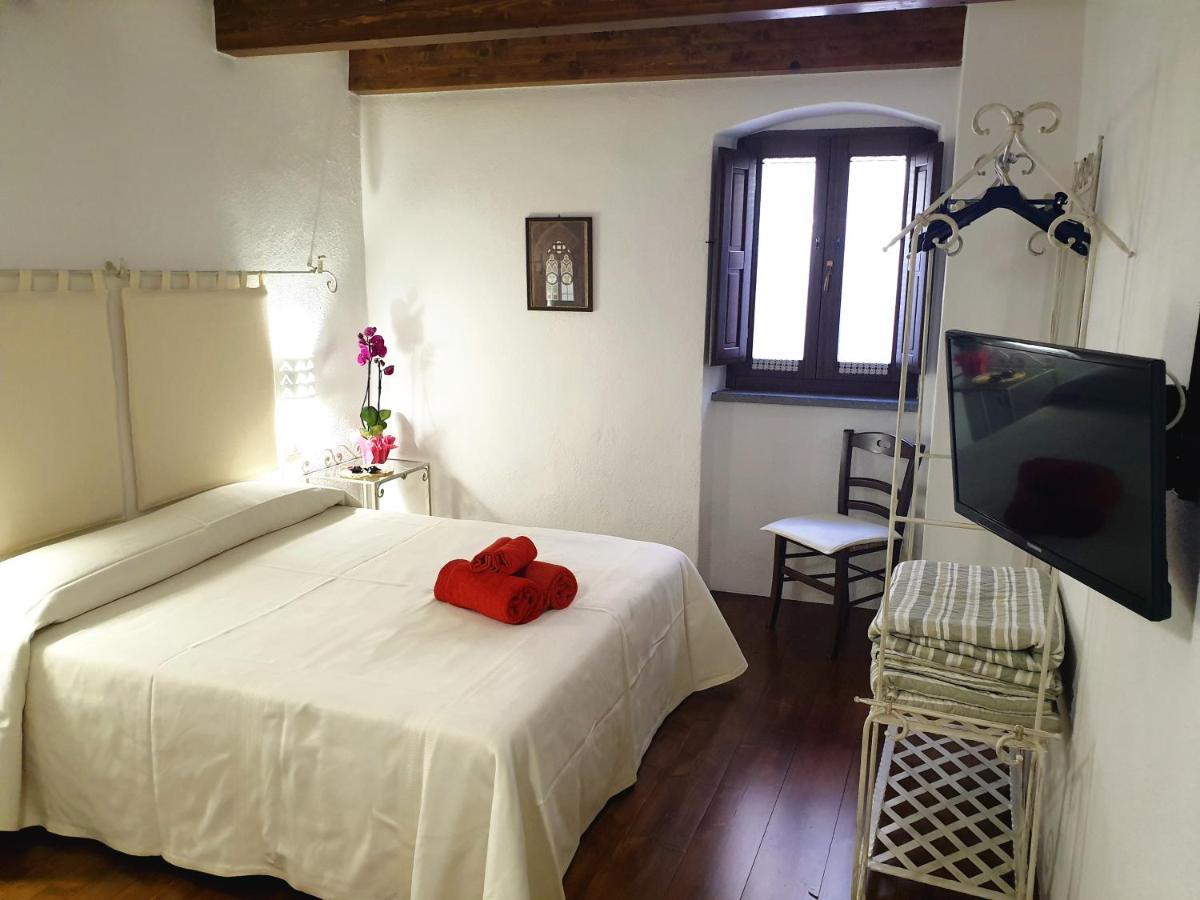 The Templars Guesthouse Santu Lussurgiu Exterior photo